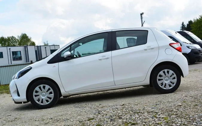 Toyota Yaris cena 47900 przebieg: 136000, rok produkcji 2020 z Sępólno Krajeńskie małe 379